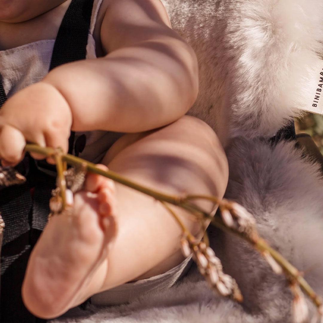 BINIBAMBA Merino Sheepskin Snuggler - Moon