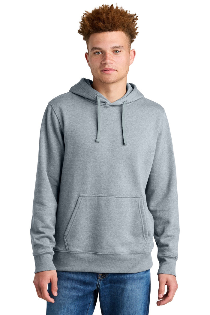 The North Face Sleeve Logo Pullover Hoodie. NF0A8AU0