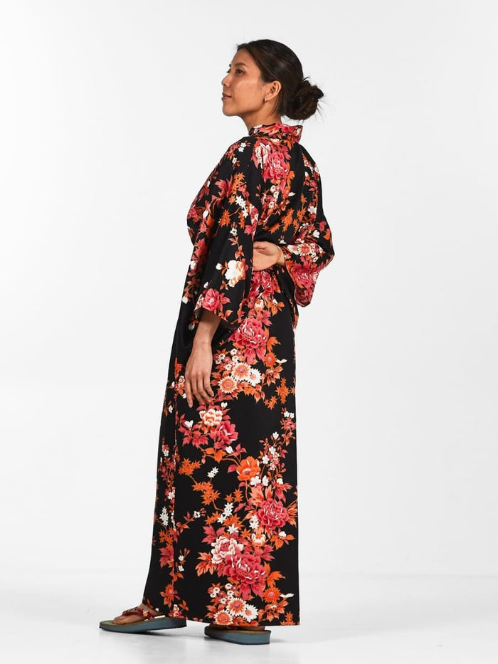 Women’s Japanese Kimono - Sakura to Botan One Size